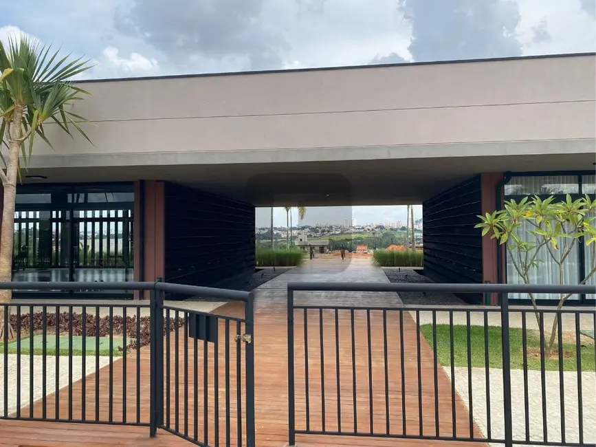 Foto 2 de Terreno / Lote à venda, 705m2 em Campinas - SP