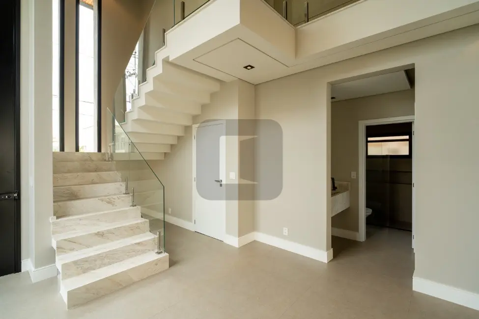 Foto 8 de Casa de Condomínio com 4 quartos à venda, 259m2 em Swiss Park, Campinas - SP