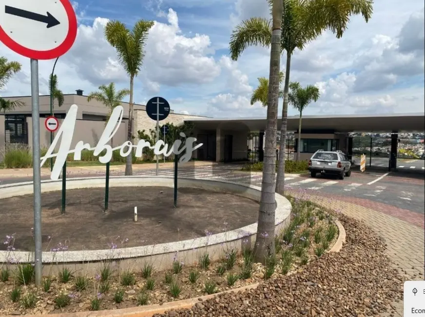 Foto 1 de Terreno / Lote à venda, 420m2 em Campinas - SP