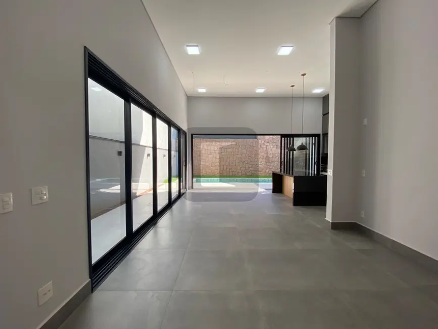 Foto 4 de Casa de Condomínio com 3 quartos à venda, 193m2 em Swiss Park, Campinas - SP