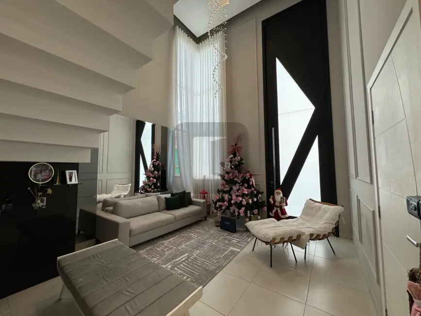 Foto 3 de Casa de Condomínio com 4 quartos à venda, 290m2 em Swiss Park, Campinas - SP