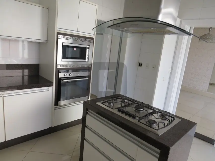 Foto 5 de Casa de Condomínio com 4 quartos à venda e para alugar, 330m2 em Swiss Park, Campinas - SP