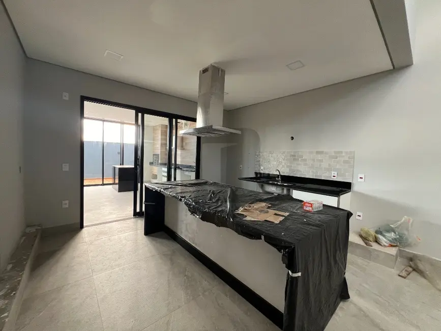 Foto 3 de Casa de Condomínio com 3 quartos à venda, 210m2 em Swiss Park, Campinas - SP