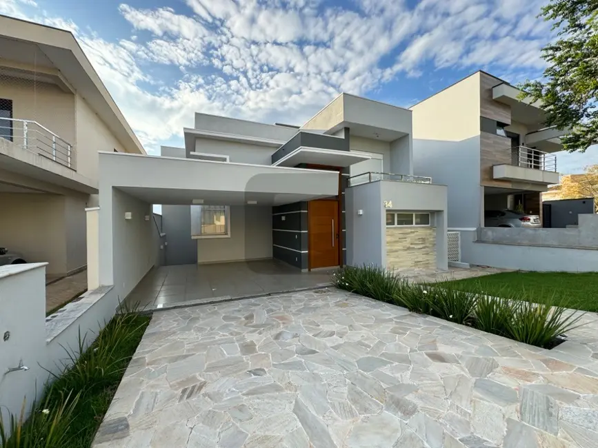 Foto 4 de Casa de Condomínio com 3 quartos à venda, 256m2 em Swiss Park, Campinas - SP