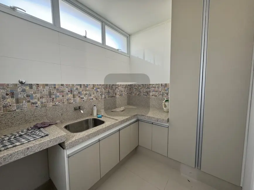 Foto 8 de Casa de Condomínio com 3 quartos à venda, 256m2 em Swiss Park, Campinas - SP