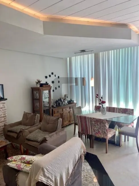 Foto 5 de Casa de Condomínio com 3 quartos à venda, 230m2 em Swiss Park, Campinas - SP