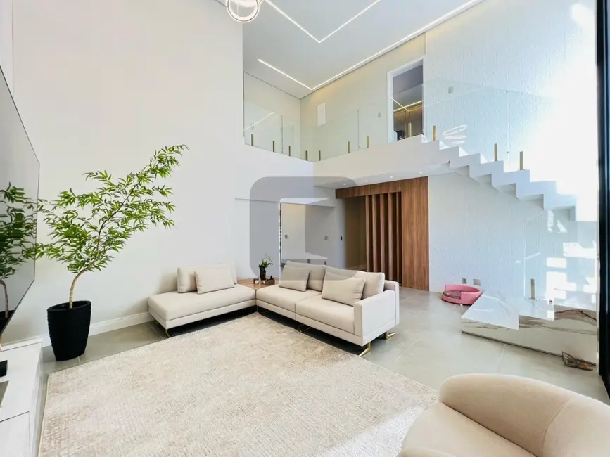 Casa de Condomínio com 3 quartos à venda, 300m2 em Jardim Portugal, Valinhos - SP - imagem 5 Foto 5 de Casa de Condomínio com 3 quartos à venda, 300m2 em Jardim Portugal, Valinhos - SP