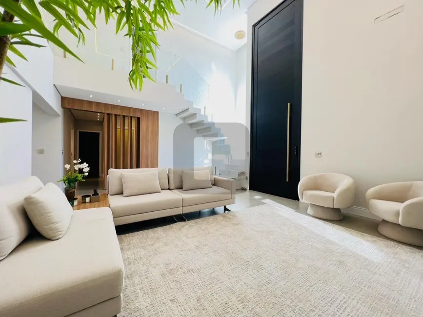 Casa de Condomínio com 3 quartos à venda, 300m2 em Jardim Portugal, Valinhos - SP - imagem 4 Foto 4 de Casa de Condomínio com 3 quartos à venda, 300m2 em Jardim Portugal, Valinhos - SP