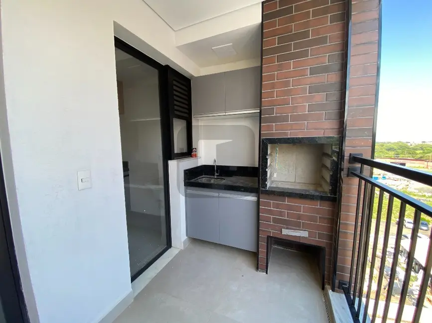 Foto 2 de Apartamento com 2 quartos para alugar, 66m2 em Swiss Park, Campinas - SP