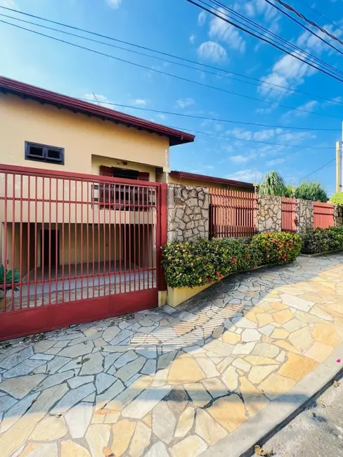 Casa com 4 quartos à venda, 280m2 em Parque Terranova, Valinhos - SP - imagem 8 Foto 8 de Casa com 4 quartos à venda, 280m2 em Parque Terranova, Valinhos - SP