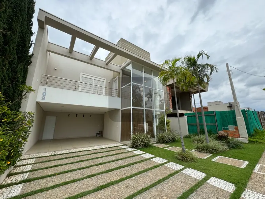 Foto 3 de Casa de Condomínio com 4 quartos para alugar, 280m2 em Swiss Park, Campinas - SP