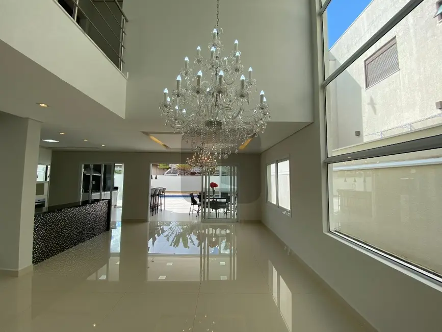 Foto 1 de Casa de Condomínio com 3 quartos para alugar, 300m2 em Swiss Park, Campinas - SP