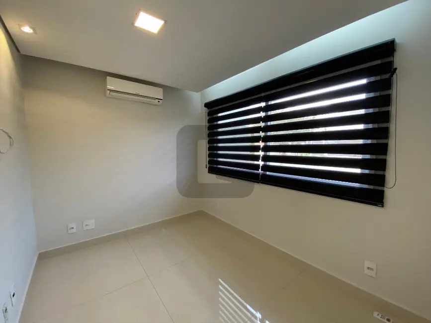 Foto 6 de Casa de Condomínio com 3 quartos para alugar, 300m2 em Swiss Park, Campinas - SP