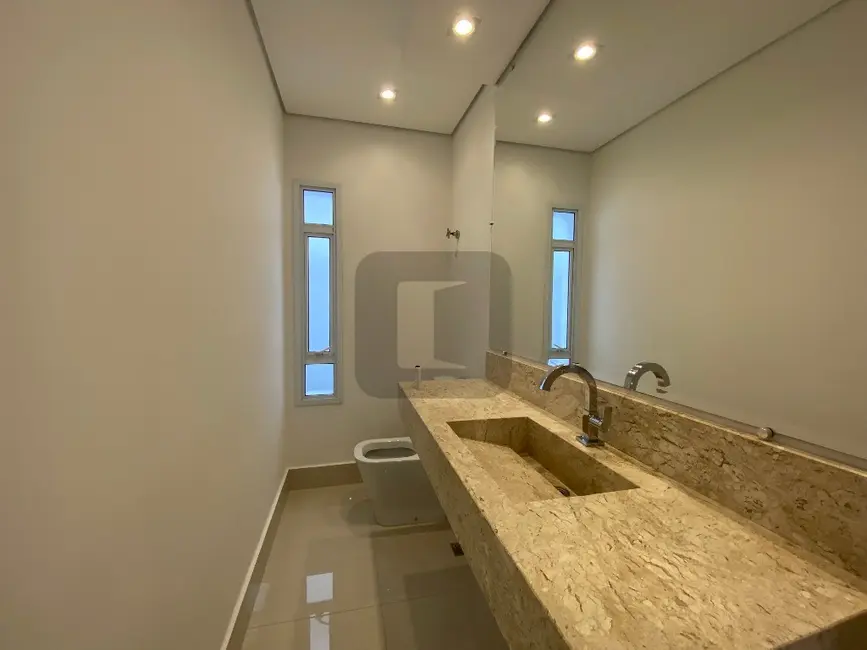 Foto 8 de Casa de Condomínio com 3 quartos para alugar, 300m2 em Swiss Park, Campinas - SP