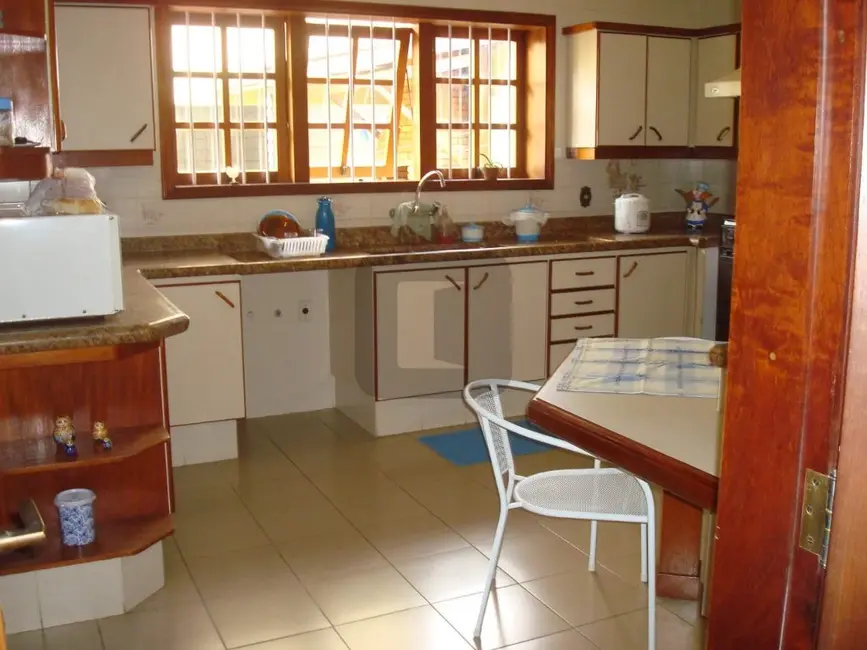 Foto 9 de Casa com 3 quartos à venda, 312m2 em Vila Nogueira, Campinas - SP