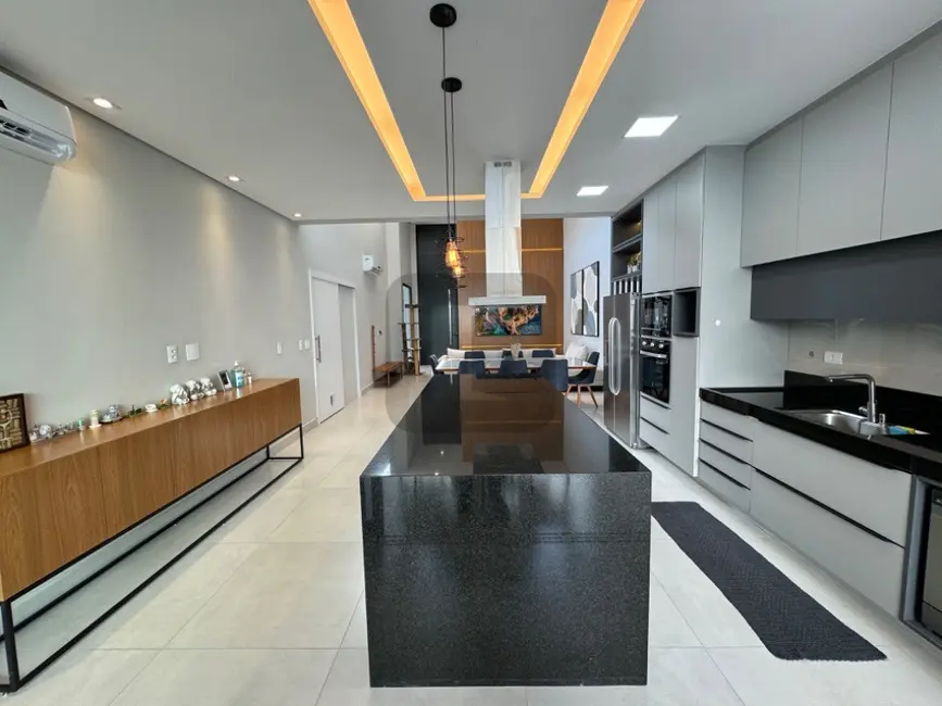 Casa de Condomínio com 3 quartos à venda, 211m2 em Swiss Park, Campinas - SP - imagem 9 Foto 9 de Casa de Condomínio com 3 quartos à venda, 211m2 em Swiss Park, Campinas - SP