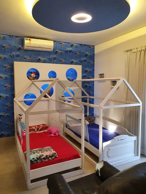 Casa de Condomínio com 3 quartos para alugar, 320m2 em Swiss Park, Campinas - SP - imagem 3 Foto 3 de Casa de Condomínio com 3 quartos para alugar, 320m2 em Swiss Park, Campinas - SP