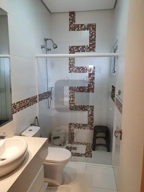 Casa de Condomínio com 3 quartos para alugar, 320m2 em Swiss Park, Campinas - SP - imagem 7 Foto 7 de Casa de Condomínio com 3 quartos para alugar, 320m2 em Swiss Park, Campinas - SP