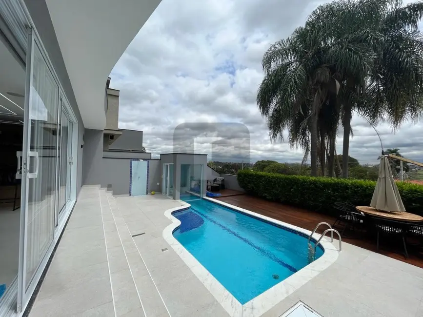 Foto 8 de Casa de Condomínio com 3 quartos para alugar, 270m2 em Swiss Park, Campinas - SP