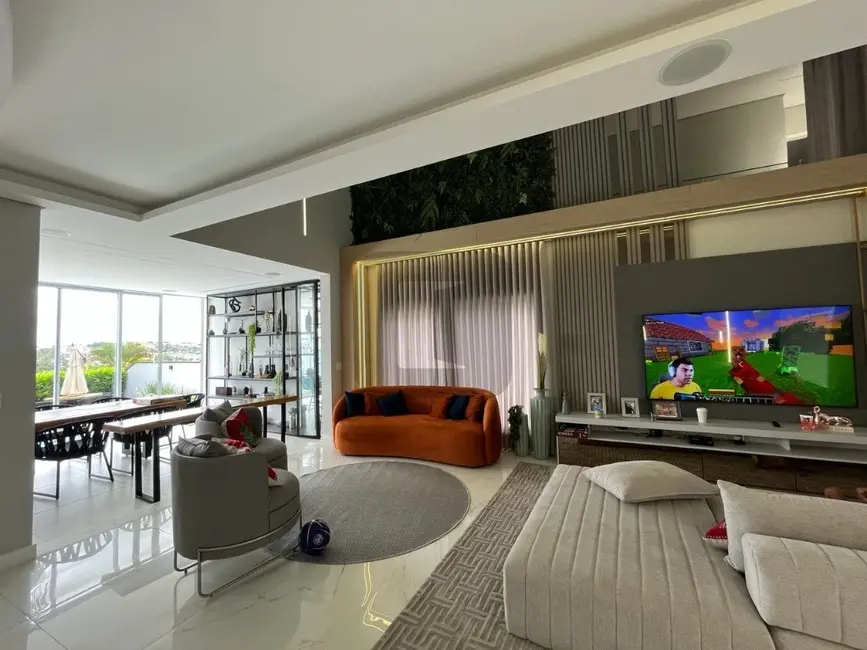 Foto 5 de Casa de Condomínio com 3 quartos para alugar, 270m2 em Swiss Park, Campinas - SP