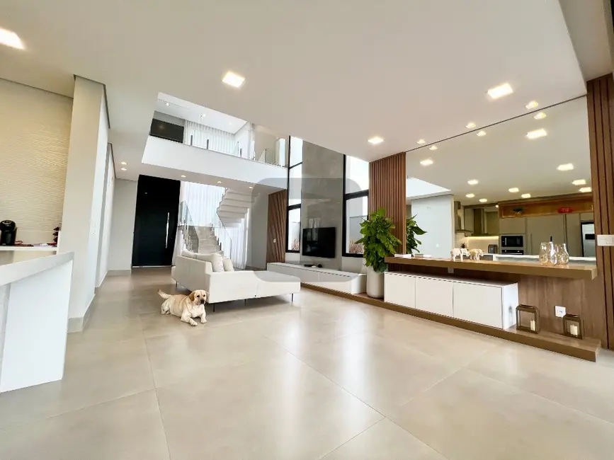 Foto 5 de Casa de Condomínio com 4 quartos à venda, 293m2 em Swiss Park, Campinas - SP