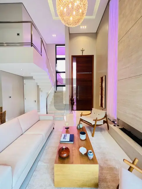 Foto 3 de Casa com 4 quartos à venda, 250m2 em Swiss Park, Campinas - SP