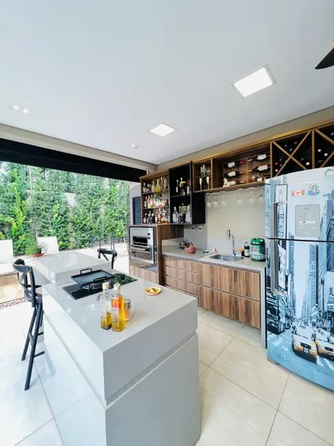 Foto 9 de Casa com 4 quartos à venda, 250m2 em Swiss Park, Campinas - SP