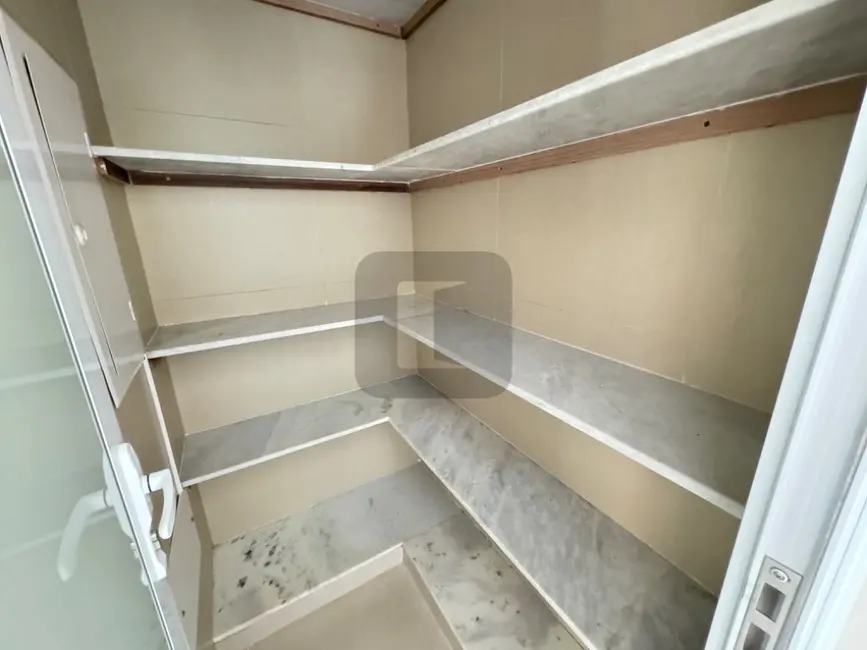 Foto 9 de Casa de Condomínio com 3 quartos para alugar, 210m2 em Swiss Park, Campinas - SP