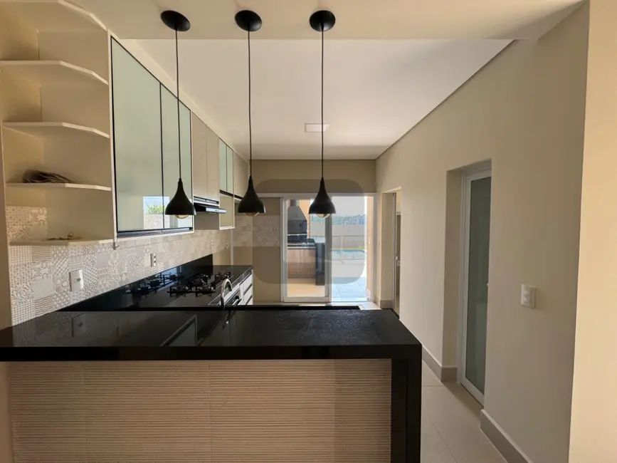 Foto 8 de Casa de Condomínio com 3 quartos para alugar, 210m2 em Swiss Park, Campinas - SP