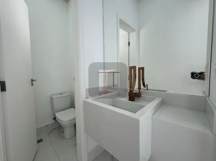 Foto 6 de Casa de Condomínio com 3 quartos para alugar, 212m2 em Swiss Park, Campinas - SP