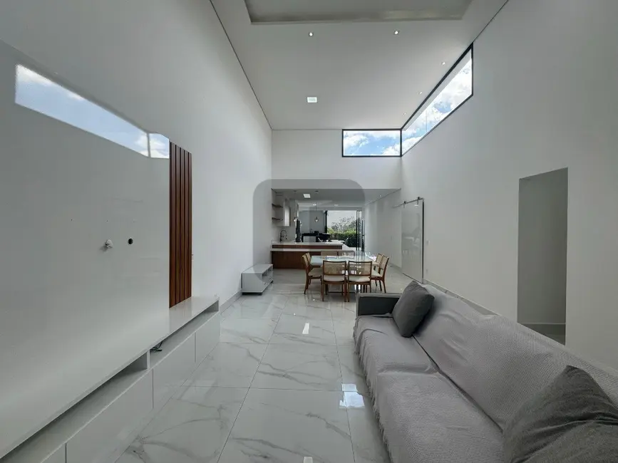 Foto 4 de Casa de Condomínio com 3 quartos para alugar, 212m2 em Swiss Park, Campinas - SP