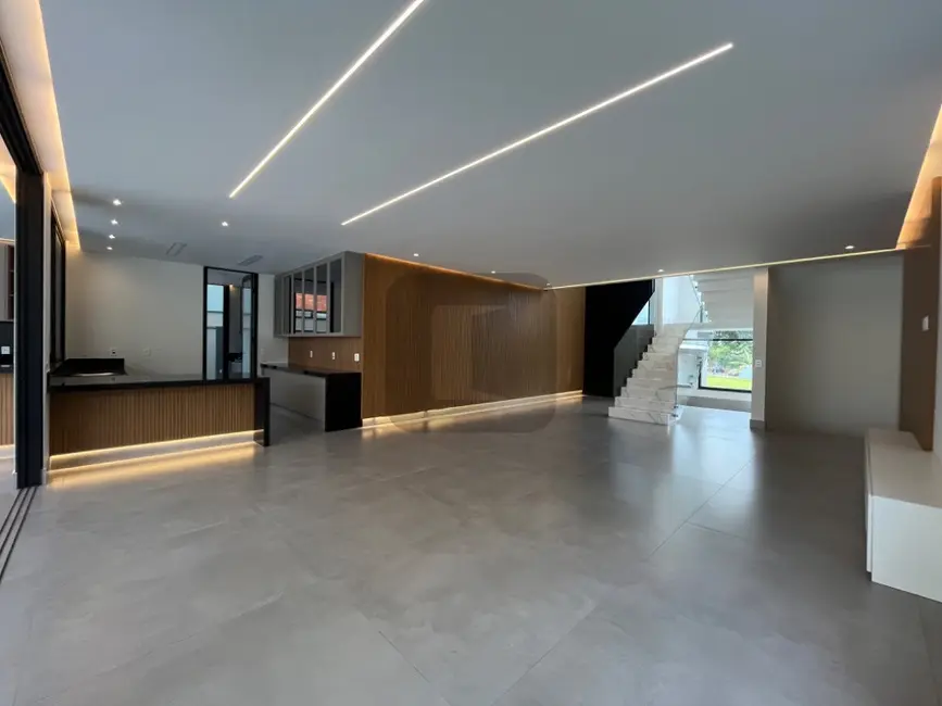 Foto 3 de Casa de Condomínio com 4 quartos à venda, 434m2 em Campinas - SP