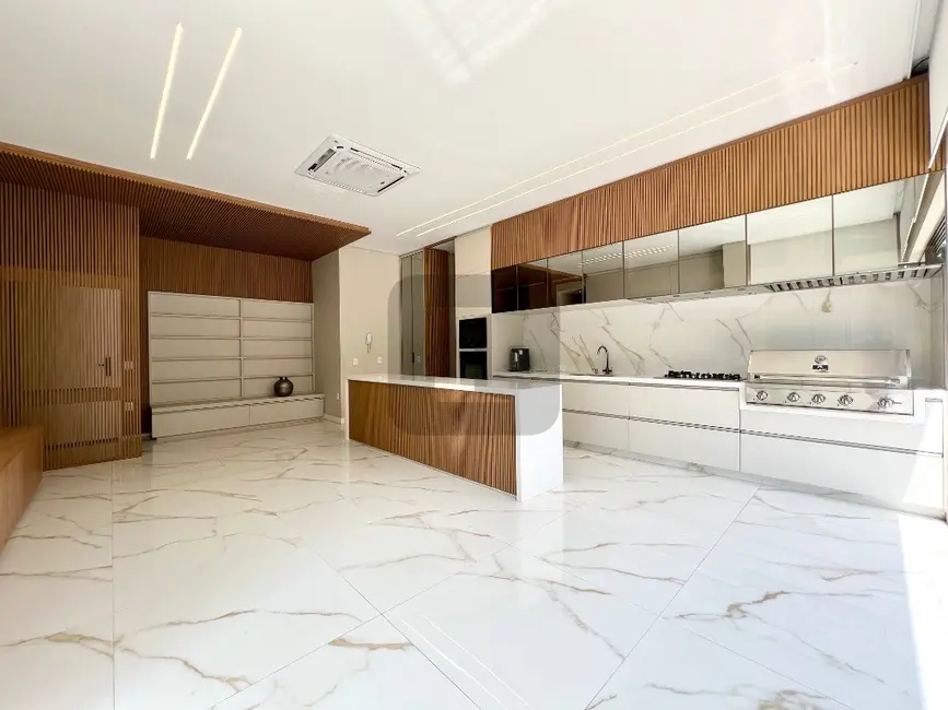 Foto 3 de Apartamento com 4 quartos à venda, 137m2 em Swiss Park, Campinas - SP