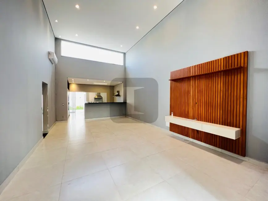 Foto 2 de Casa de Condomínio com 3 quartos para alugar, 188m2 em Swiss Park, Campinas - SP