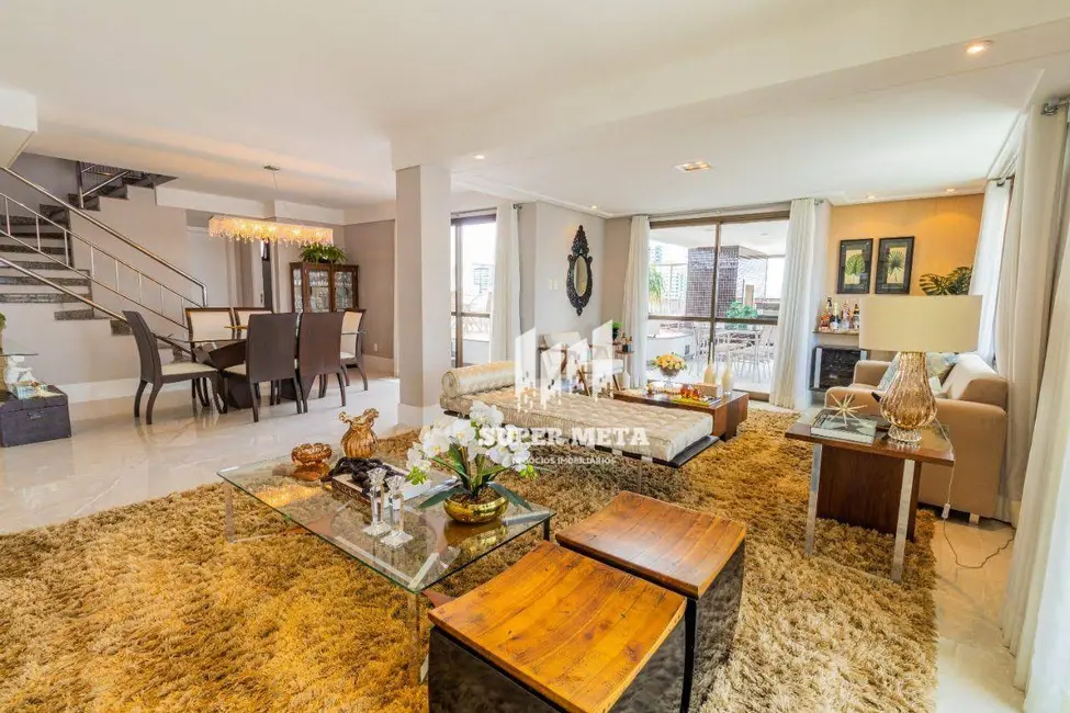 Cobertura com 4 quartos à venda, 323m2 em Itaigara, Salvador - BA - imagem 9 Foto 9 de Cobertura com 4 quartos à venda, 323m2 em Itaigara, Salvador - BA