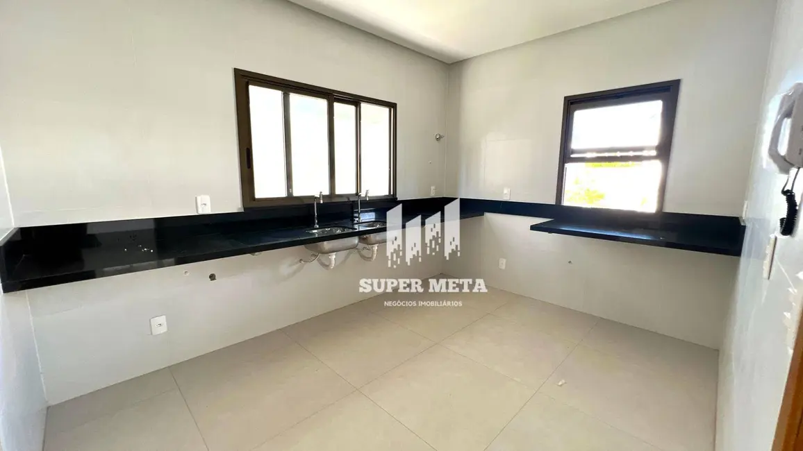 Casa de Condomínio com 4 quartos à venda, 500m2 em Alphaville II, Salvador - BA - imagem 8 Foto 8 de Casa de Condomínio com 4 quartos à venda, 500m2 em Alphaville II, Salvador - BA