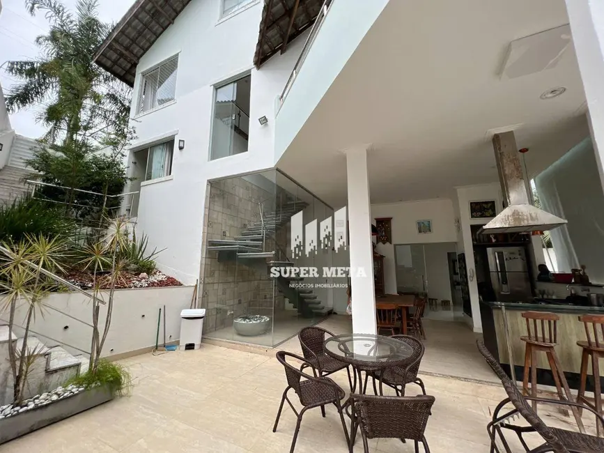 Foto 1 de Casa de Condomínio com 4 quartos à venda, 452m2 em Portão, Lauro De Freitas - BA