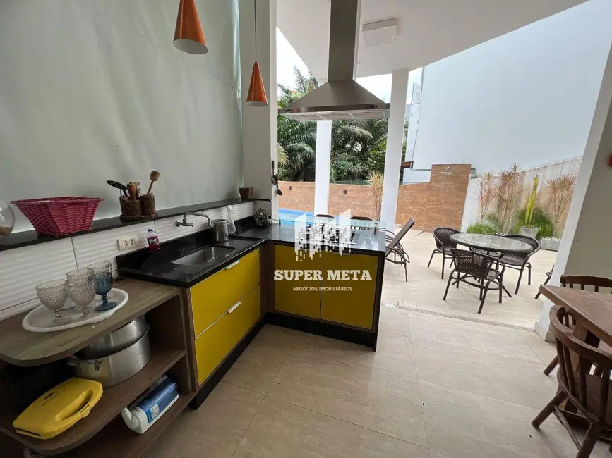 Foto 2 de Casa de Condomínio com 4 quartos à venda, 452m2 em Portão, Lauro De Freitas - BA