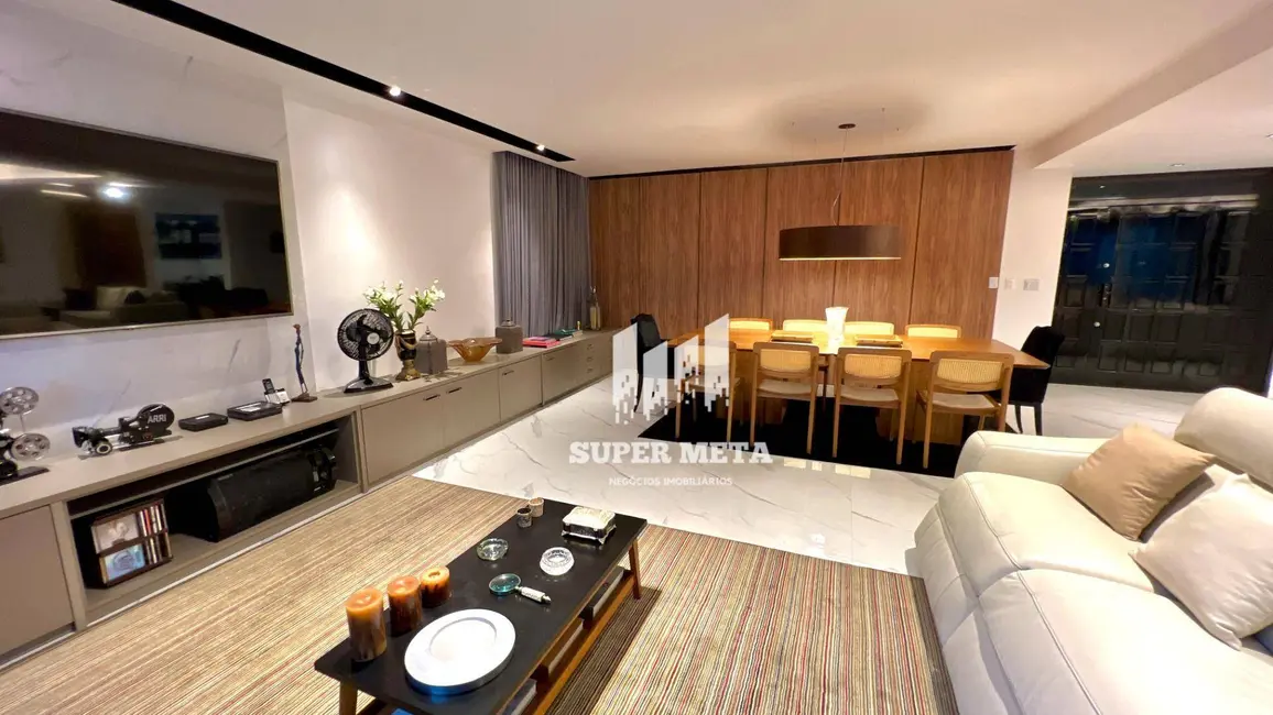 Apartamento com 4 quartos à venda, 330m2 em Vitória, Salvador - BA - imagem 7 Foto 7 de Apartamento com 4 quartos à venda, 330m2 em Vitória, Salvador - BA