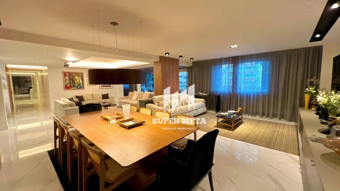 Apartamento com 4 quartos à venda, 330m2 em Vitória, Salvador - BA - imagem 4 Foto 4 de Apartamento com 4 quartos à venda, 330m2 em Vitória, Salvador - BA