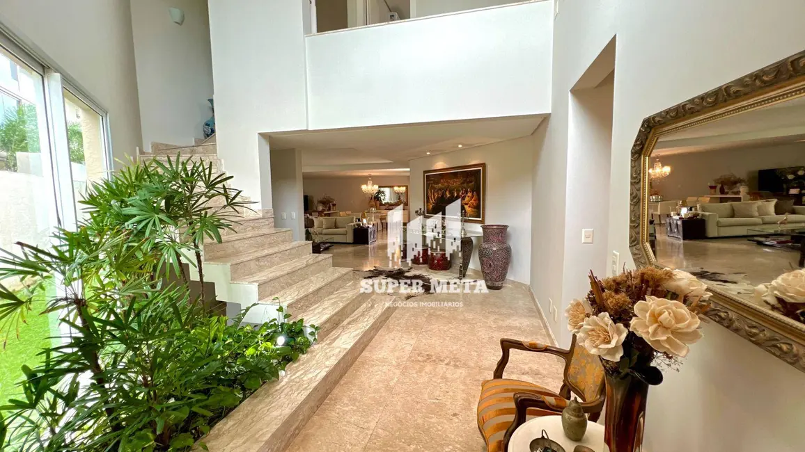 Casa de Condomínio com 5 quartos à venda, 556m2 em Alphaville I, Salvador - BA - imagem 4 Foto 4 de Casa de Condomínio com 5 quartos à venda, 556m2 em Alphaville I, Salvador - BA