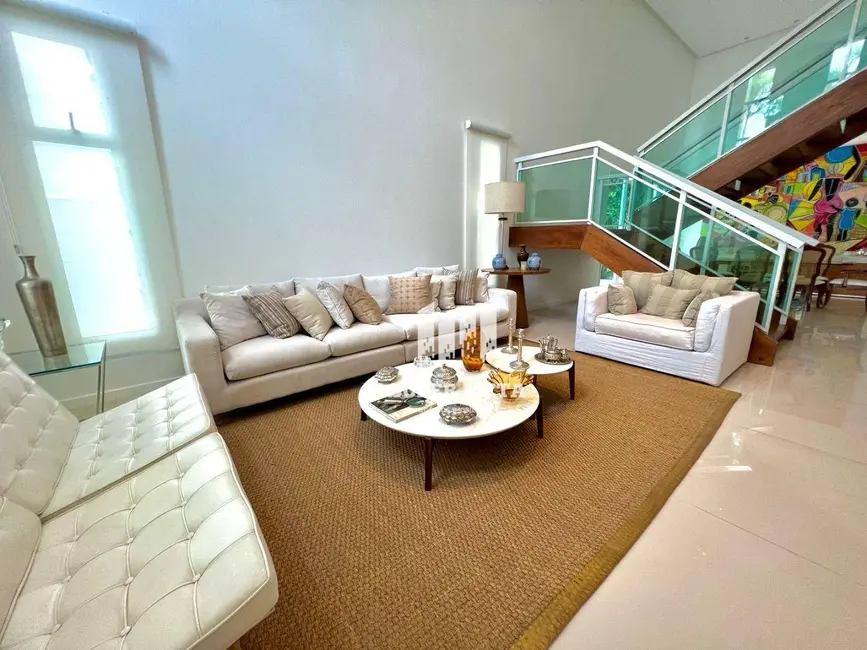Casa de Condomínio com 5 quartos à venda, 860m2 em Alphaville I, Salvador - BA - imagem 3 Foto 3 de Casa de Condomínio com 5 quartos à venda, 860m2 em Alphaville I, Salvador - BA