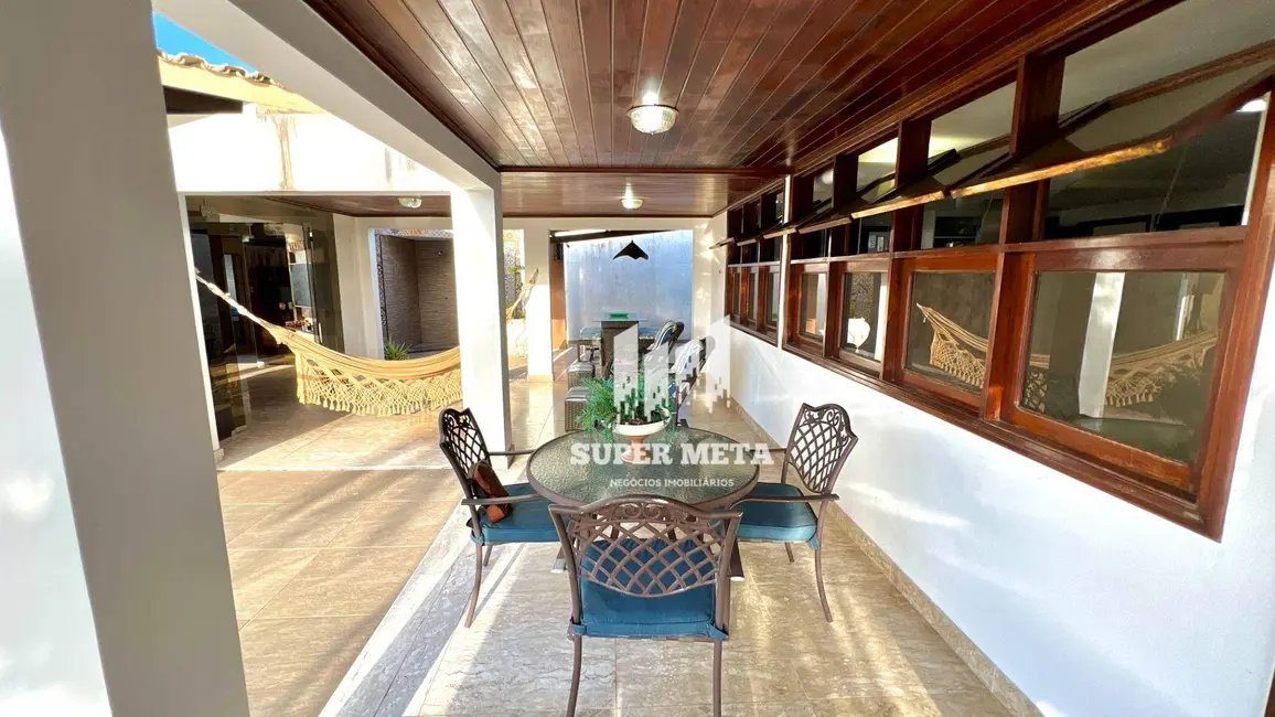 Casa de Condomínio com 5 quartos à venda, 687m2 em Itaigara, Salvador - BA - imagem 3 Foto 3 de Casa de Condomínio com 5 quartos à venda, 687m2 em Itaigara, Salvador - BA