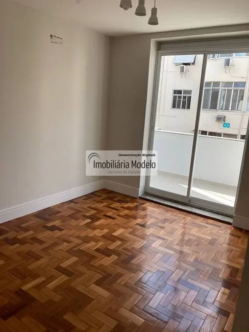 Foto 2 de Apartamento com 3 quartos à venda, 132m2 em Copacabana, Rio De Janeiro - RJ