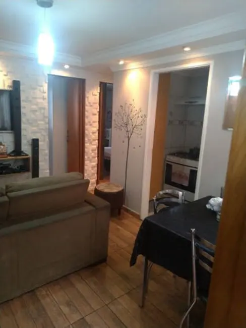 Foto 2 de Apartamento com 2 quartos à venda em Itaim Paulista, São Paulo - SP