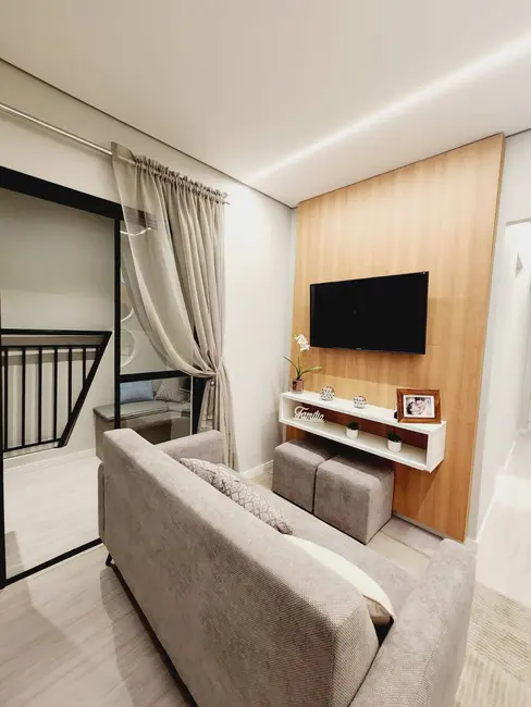 Foto 5 de Apartamento com 2 quartos à venda, 40m2 em Guaianazes, São Paulo - SP