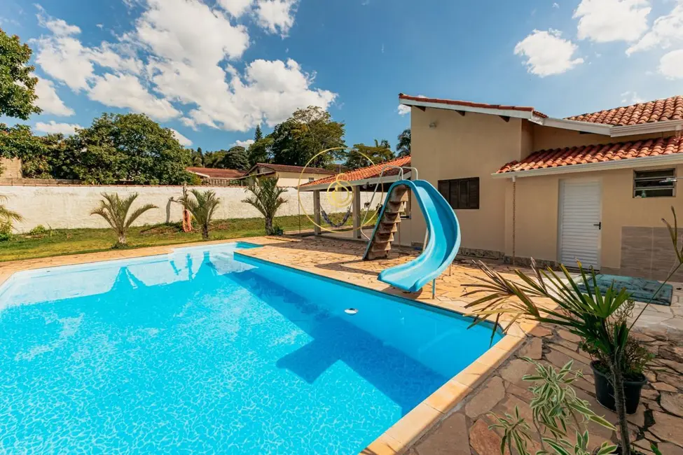 Foto 1 de Chácara com 4 quartos à venda, 260m2 em Jarinu - SP