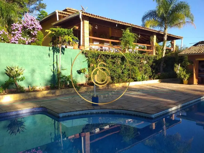 Chácara com 2 quartos à venda, 200m2 em Jarinu - SP - imagem 4 Foto 4 de Chácara com 2 quartos à venda, 200m2 em Jarinu - SP