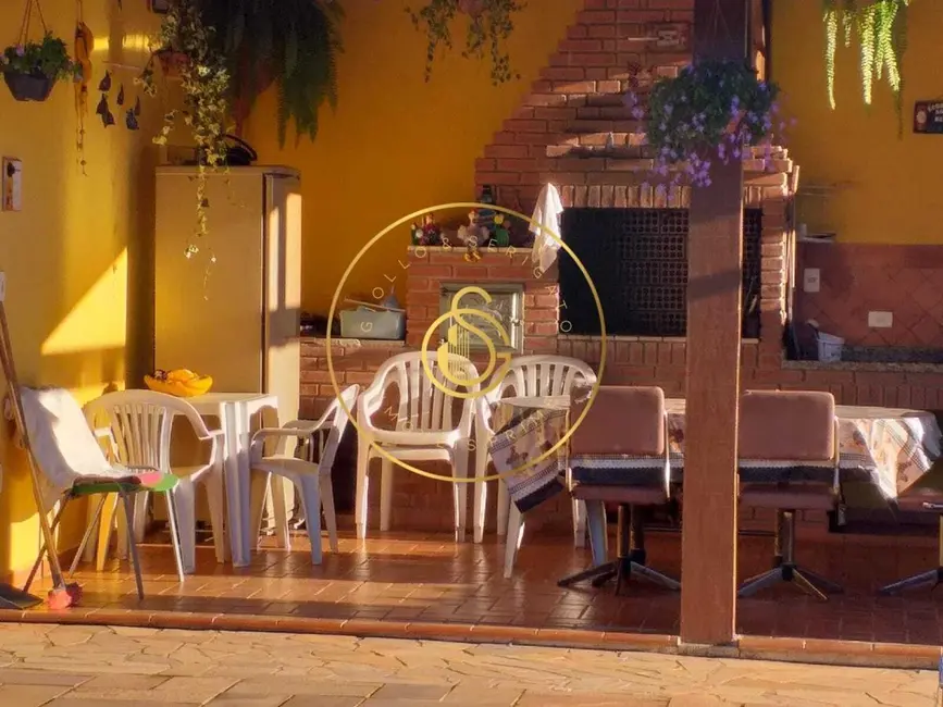 Chácara com 2 quartos à venda, 200m2 em Jarinu - SP - imagem 5 Foto 5 de Chácara com 2 quartos à venda, 200m2 em Jarinu - SP