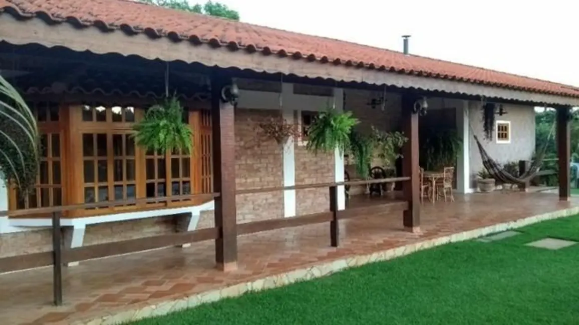 Foto 2 de Chácara com 4 quartos para alugar em Itupeva - SP